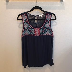 Women’s sleeveless top